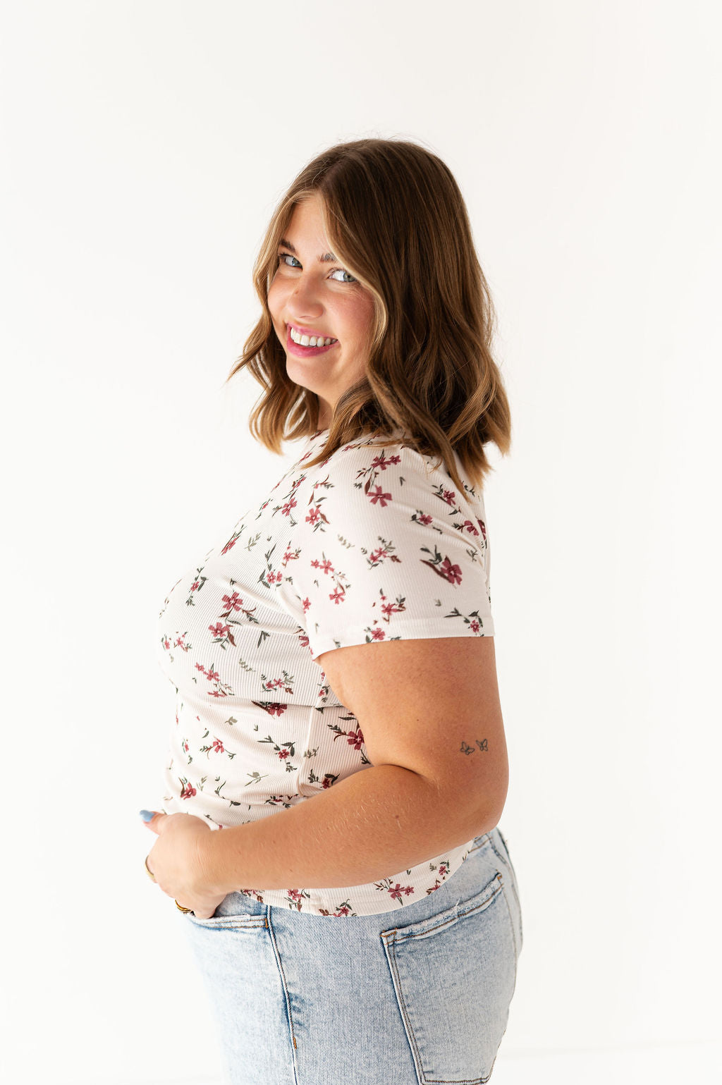 Heather Floral Ribbed Tee in Cherrywood